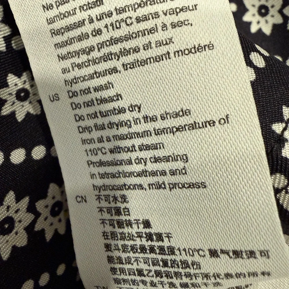 Sandro Paris Silk Printed Ruffled Blouse Size 0 US2 - Picture 8 of 8